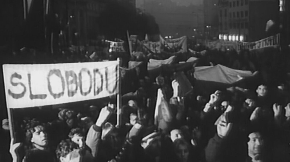 Na Nežnú revolúciu si zaspomínali aj herci zo seriálu Sľub. Bol to pre nich čas nádejí a súdržnosti