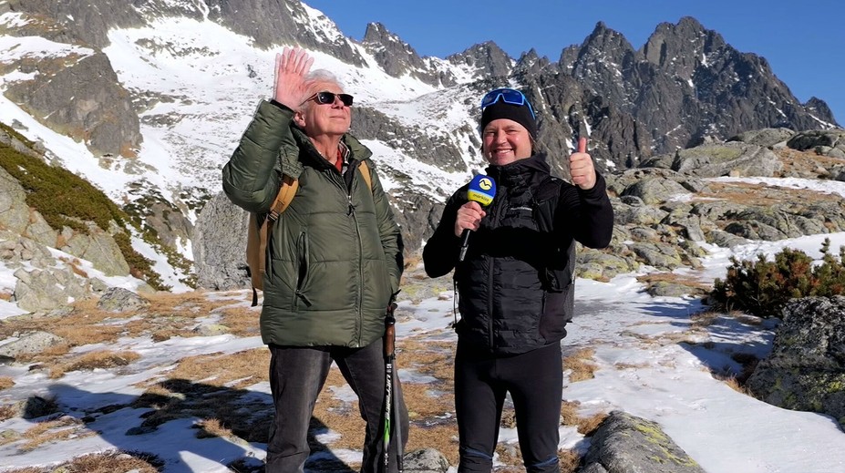 Ladislav Šimák je najstarším lietajúcim lekárom v Európe. Nielen o práci s nami hovoril na túre