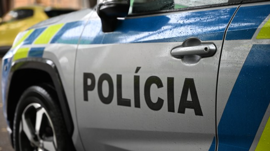 Pátranie po ozbrojenom mužovi v Petržalke sa skončilo. Polícia začala trestné stíhanie