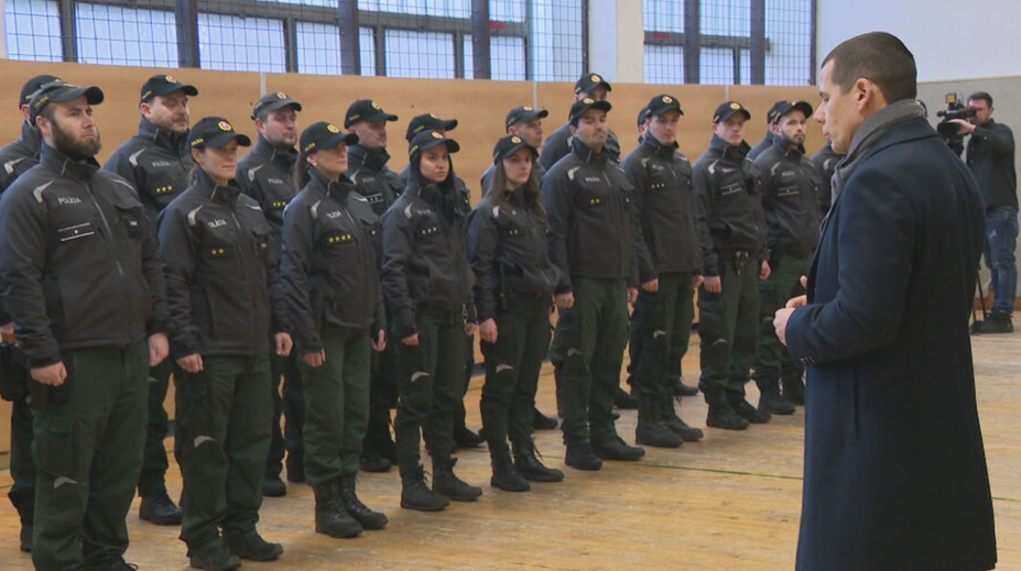 Slovensko opäť posiela policajné posily do Maďarska