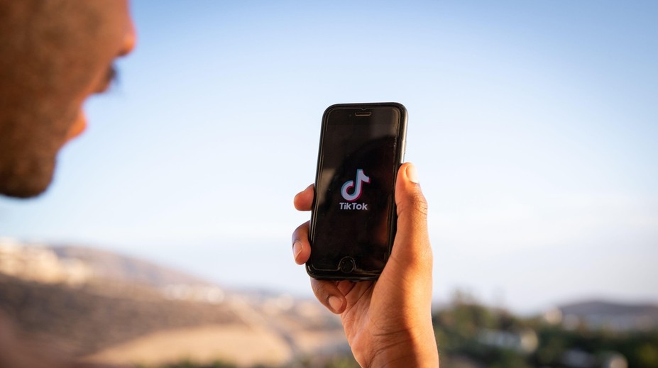 Nečakaná dohra vtipného videa. Matka rozbila dcére (5) vajce o hlavu, teraz jej musí zaplatiť odškodné