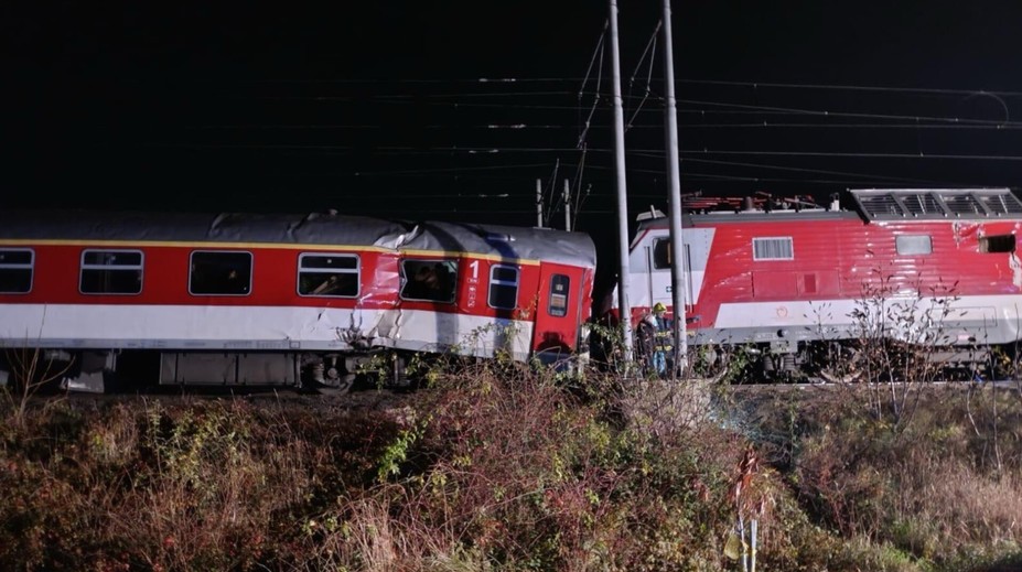 Ignorovali varovanie? Dopravný úrad už dávnejšie radil, aby na úseku pri Pezinku pridali semafory navyše