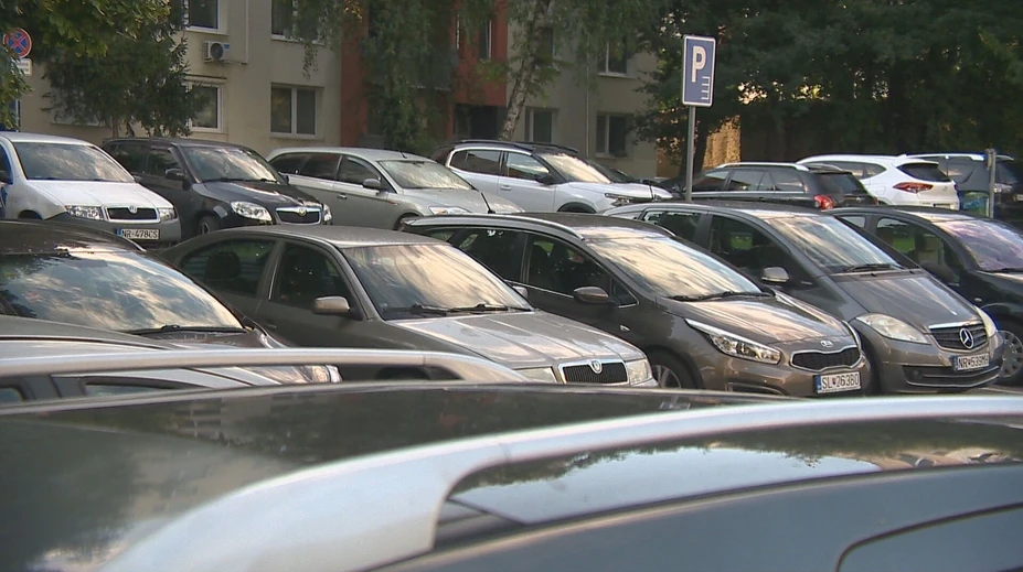 Stovky áut Slovákov majú nebezpečnú chybu. Môžu sa horšie ovládať, hrozí aj požiar