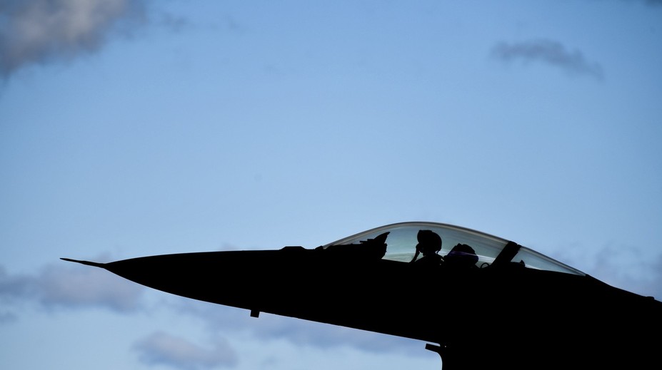 Čínski piloti poslali Japoncom drsný odkaz, stačilo už iba stlačiť spúšť. Najnovší incident pripomína začiatok vojny