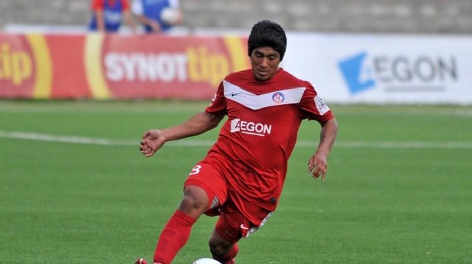 Viackrát odmietol Slovan, takmer si zničil kariéru. Usadil sa na Slovensku, chcel zaň aj hrať (príbeh)