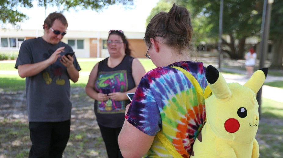 Šialenstvo pokračuje, kvôli pokémonom sú ľudia ochotní riskovať aj život