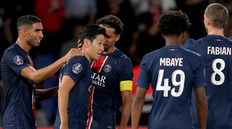 Autobus francúzskeho PSG bol v Španielsku terčom vandalov. Polícia po incidente zatkla dve osoby