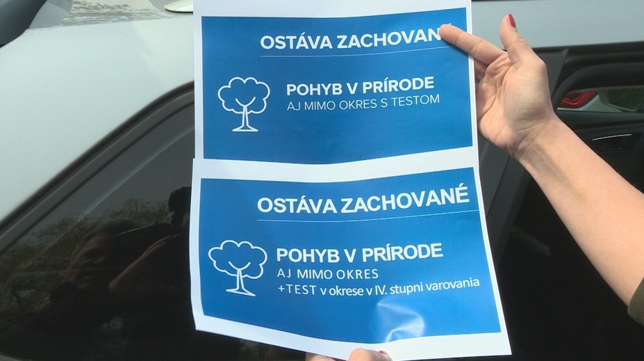 Chaos v pandemických nariadeniach. Ako je to s potrebou testu na bohoslužby a pobyt v prírode?