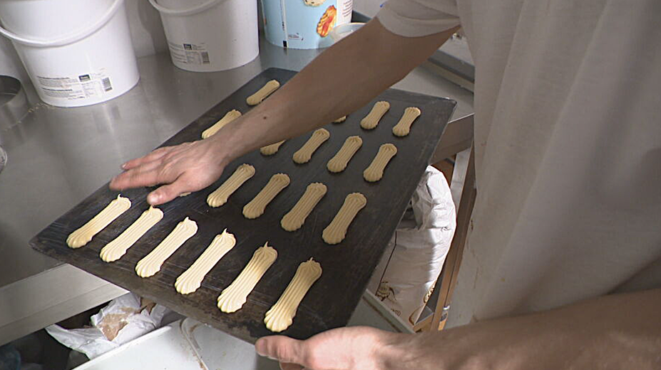 Kedysi predali 100 zákuskov za 70 eur, teraz hlásia cenový skok. Cukrári prezradili sumy pred Veľkou nocou