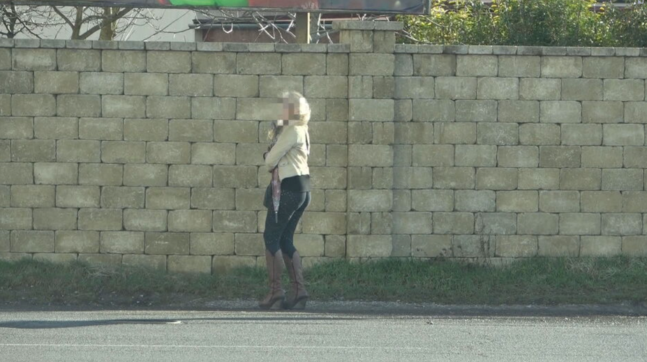 Jej život ovládajú drogy. Monika, ktorá sa 30 rokov živí prostitúciou, nám vyrozprávala svoj príbeh