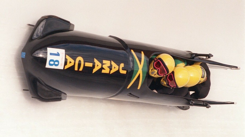 VIDEO: Kokosy na snehu sa vracajú. Jamajskí bobisti sľubujú, že na ZOH predvedú „oheň na ľade"