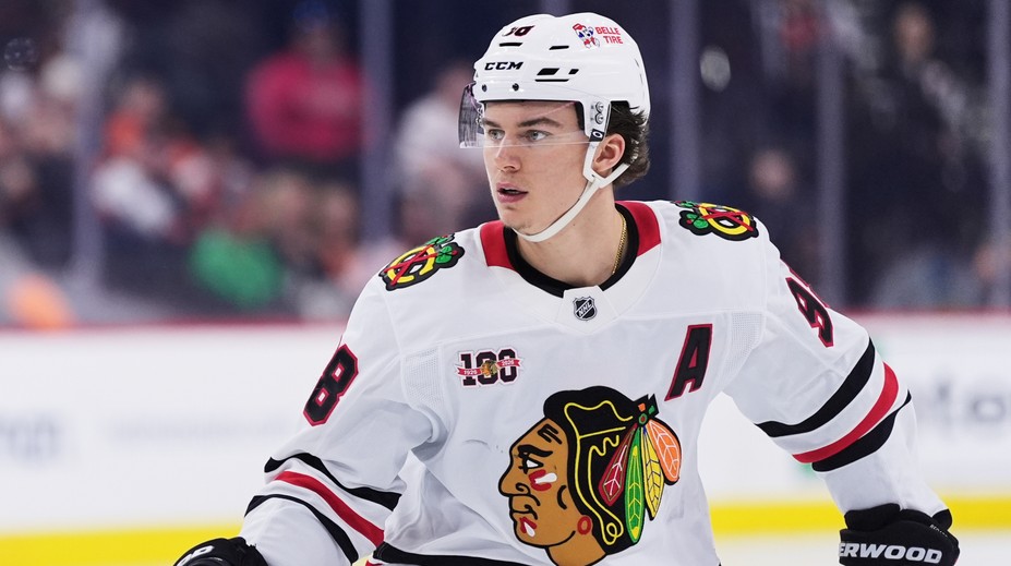Ďalší megakontrakt v NHL. Mladá hviezda Chicaga bude zarábať astronomickú sumu