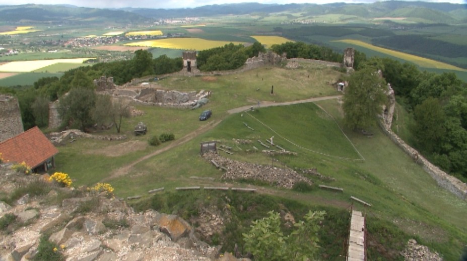 Na tento hrad sme chodili desaťročia zadarmo. Už musíme platiť