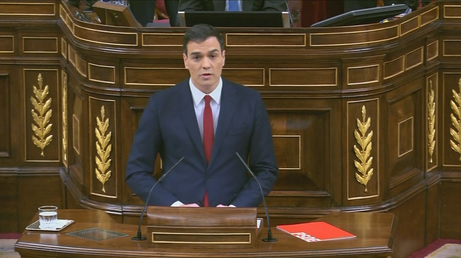 Španielsky parlament vyslovil nedôveru vláde, novým premiérom sa stal Pedro Sánchez