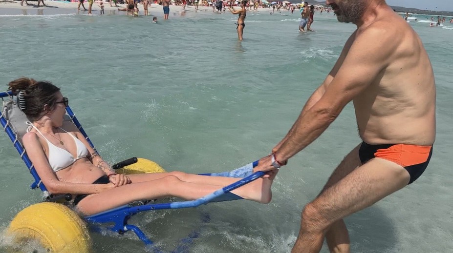 Ochrnutá Miška si za ušetrené dopriala dovolenku. Pre cestujúcich s hendikepom má dôležité rady