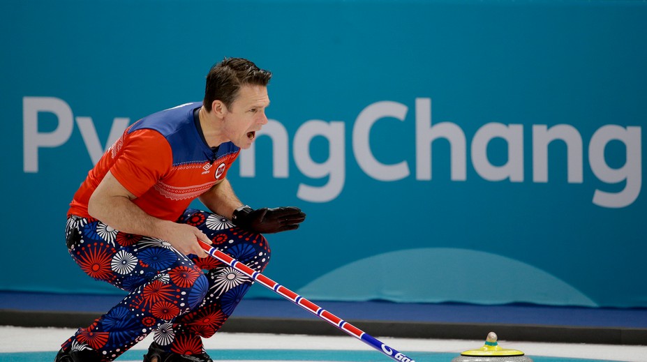 FOTO: Nastolia trend? Pozrite, v akých nohaviciach reprezentovali v curlingu Nóri