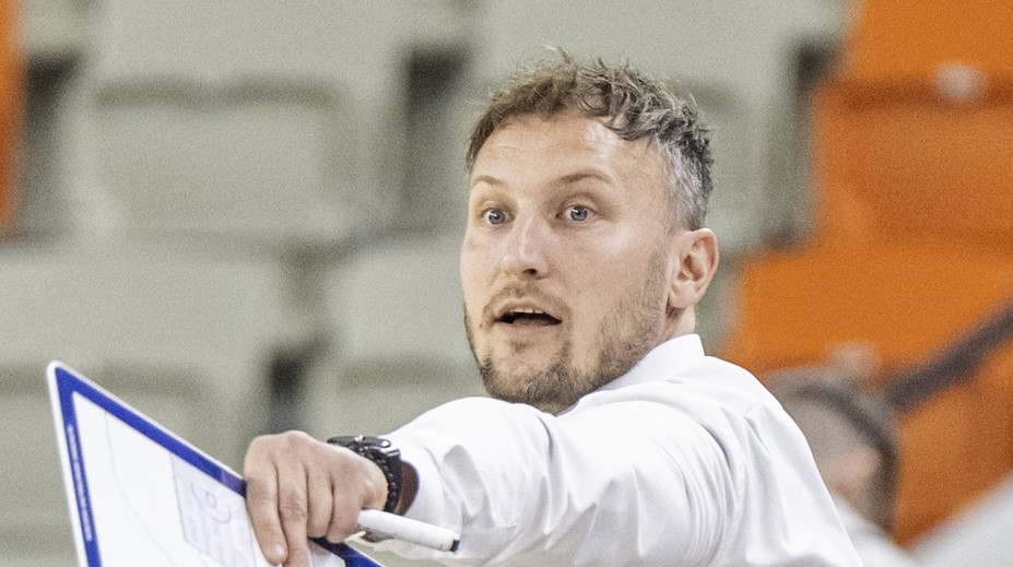 Levice vyzvú favorita na horúcej pôde. Proti gigantovi si môžu za istých okolností zabezpečiť postup