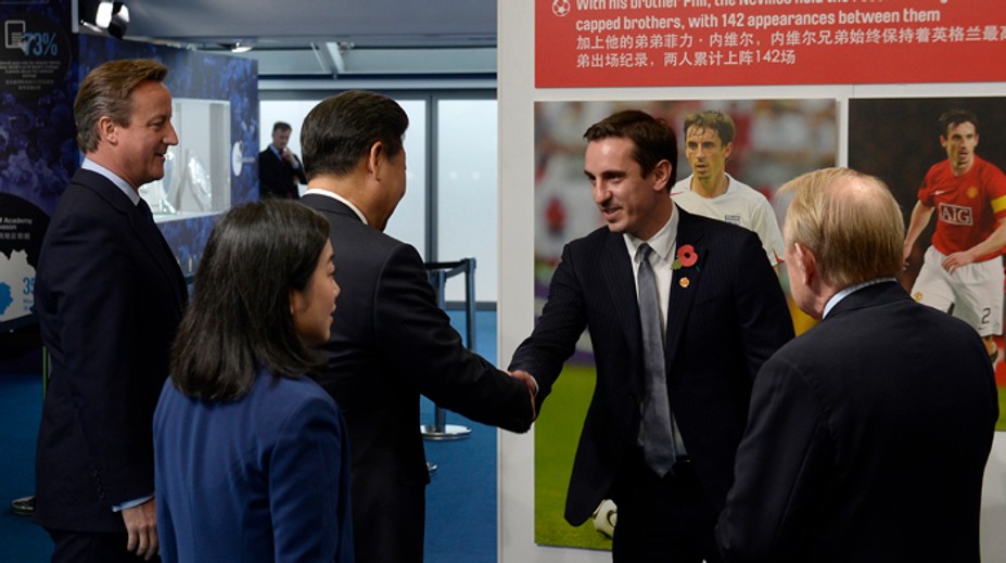 Neville skončil vo Valencii, mohol by sa vrátiť k anglickej "repre"