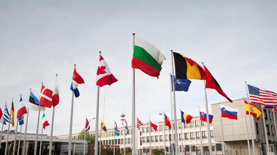 Do Európy dorazila prvá zásielka inteligentných bômb z USA