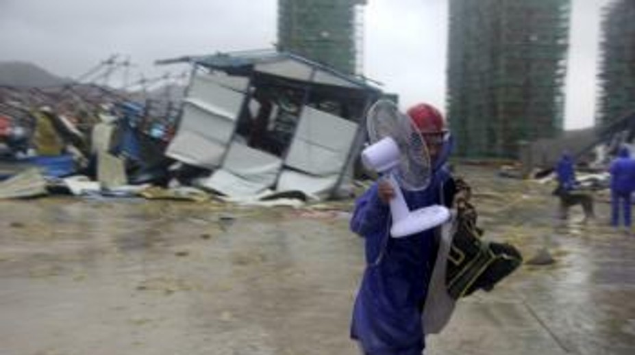 Na Čínu udrel supertajfún. Milióny ľudí opustilo domovy, hlásia najmenej 13 mŕtvych