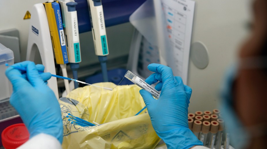 Japonsko ponúkne 20 krajinám vrátane Česka liek, ktorý by mohol zabrať na COVID-19