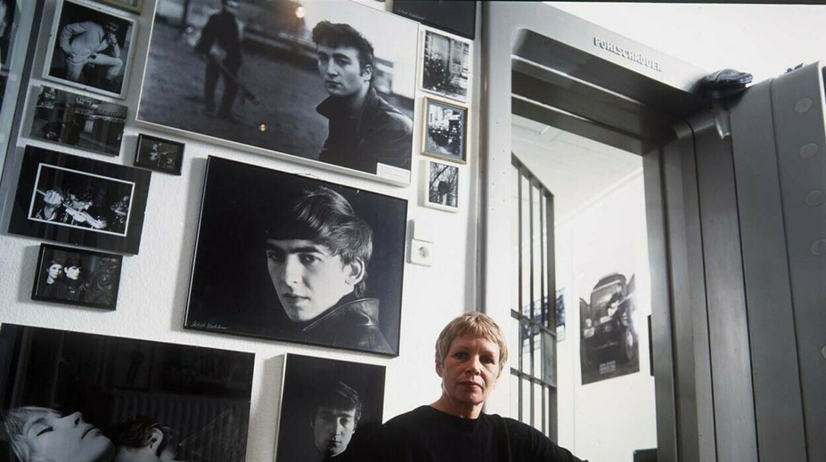 Svet smúti. Zomrela fotografka Astrid Kirchherrová (†81), ktorá preslávila The Beatles