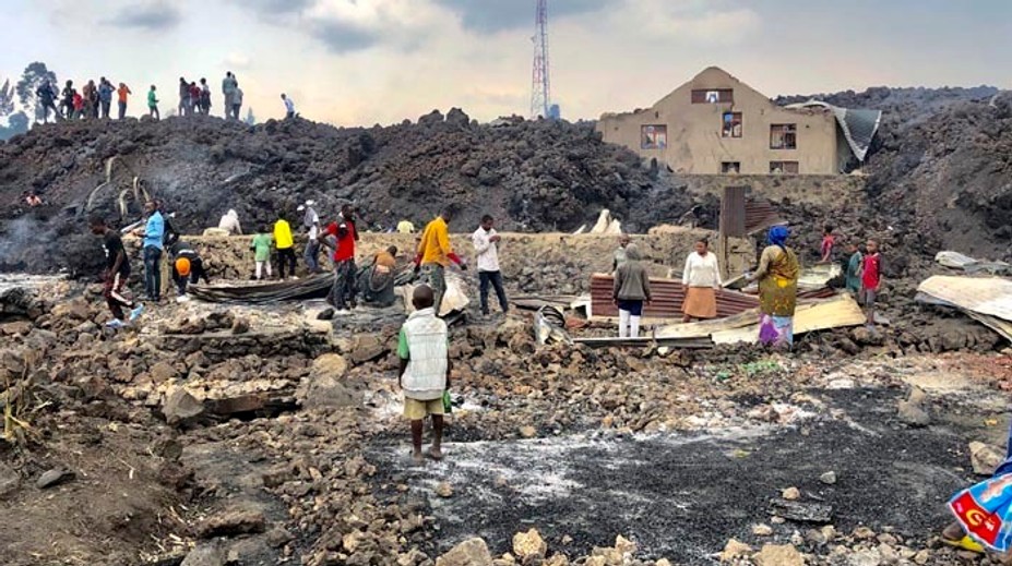 Najhoršie obavy sa naplnili. Láva po výbuchu sopky Nyiragongo stiekla do mesta, hlásia 15 mŕtvych