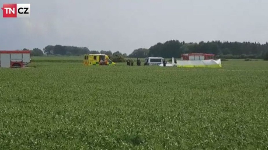 V okolí českého Nymburku havarovalo lietadlo. Dvaja mŕtvi