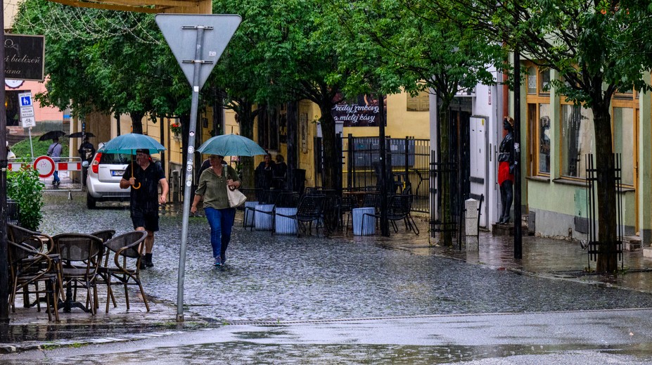 Meteorológovia hlásia výrazný zvrat. Horúčavy vystrieda prudké ochladenie