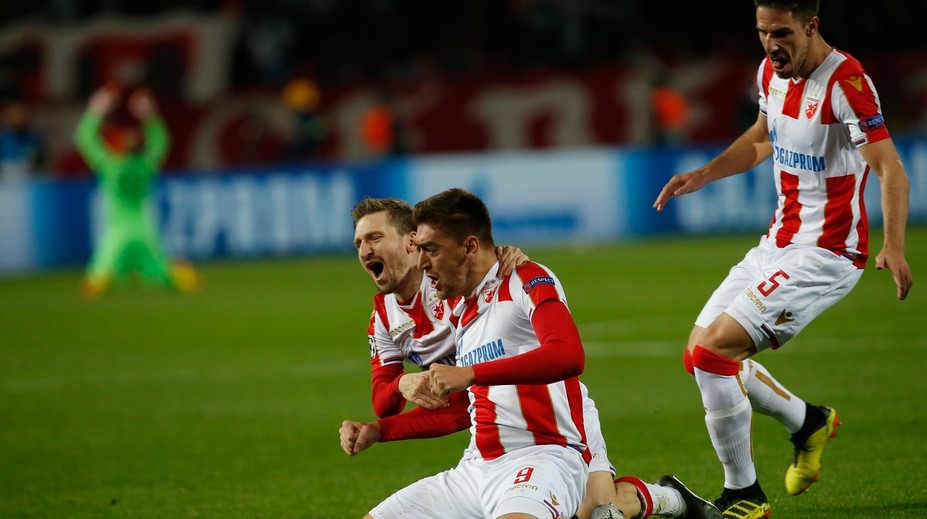VIDEO: Crvena zvezda oslavuje veľmi cenný triumf, Pavkovov druhý gól je exkluzívny