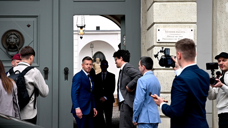 Magyar dostal prísľub, že ho prezident poverí zostavením vlády. Výmena by mala prebehnúť rýchlo