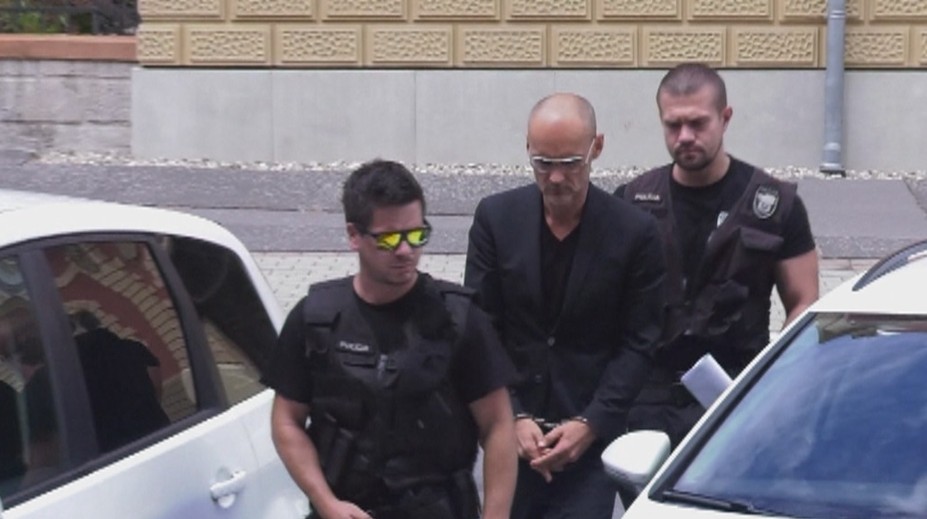 Hlavný architekt aj so spolupracovníkom za údajné podplácanie do väzby nepôjdu