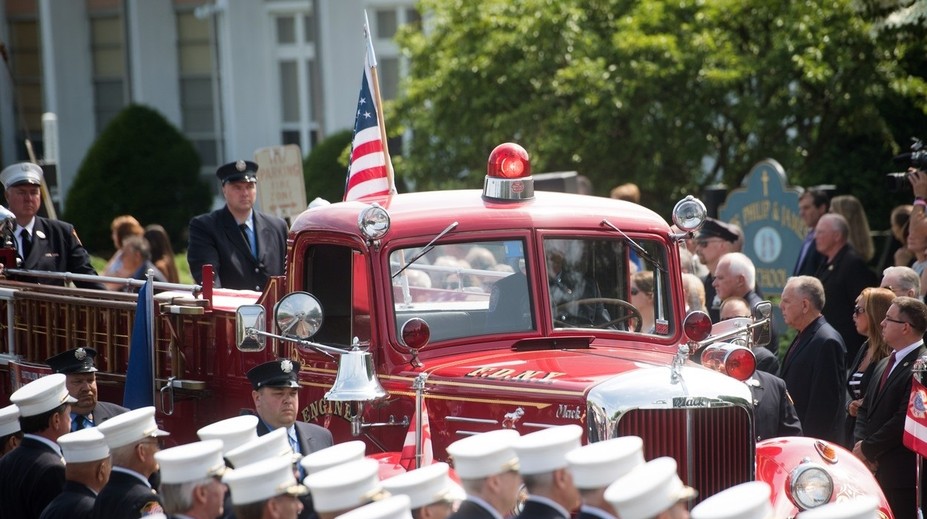 Hasiča z 11. septembra pochovali po 15 rokoch vďaka malému zázraku