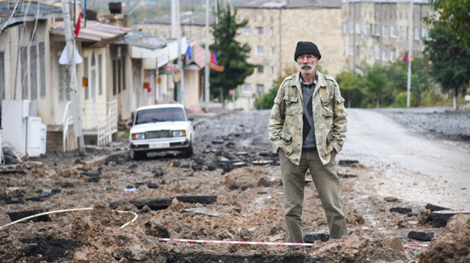 Ostreľovanie karabašskej metropoly vo štvrtok večer utíchlo