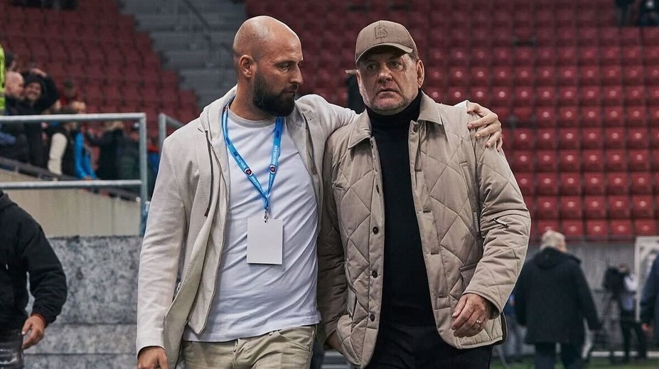 Kmotrík vyhodil Kozáka, Stoch to prirovnal k cirkusu. Slovan je oproti nim gigant, ale naposledy tam zomrel