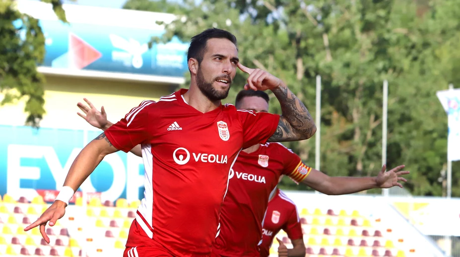 Rodák z Messiho krajiny, ktorý dokonalo pozná Slovensko. Podbrezová lovila u konkurencie