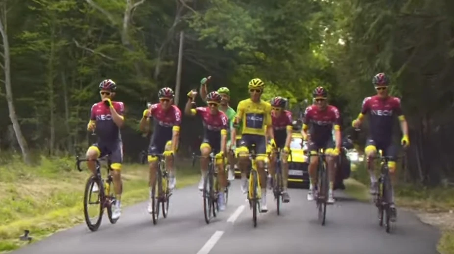 Sagan aj v záverečnej etape pobavil divákov: Presne pre toto ho všetci milujú
