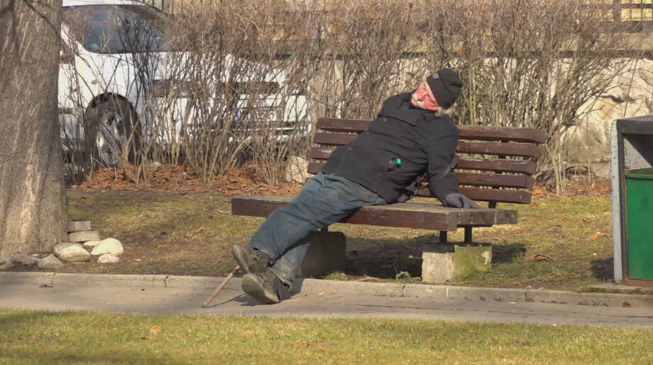 Záchytky sú opäť v hre. Opití a zdrogovaní už roky zahlcujú urgentné príjmy aj záchranky