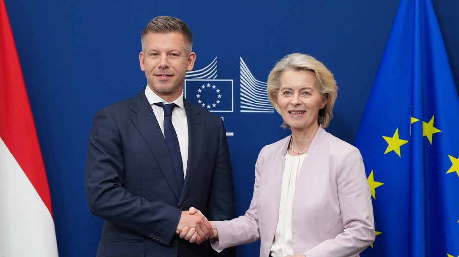 EÚ odblokuje Maďarsku eurofondy za 16 miliárd eur