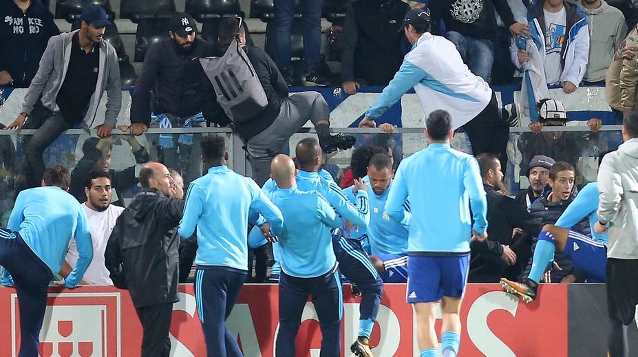 VIDEO: Reakcia fanúšikov Marseille za kopanec Evru nenechala na seba dlho čakať