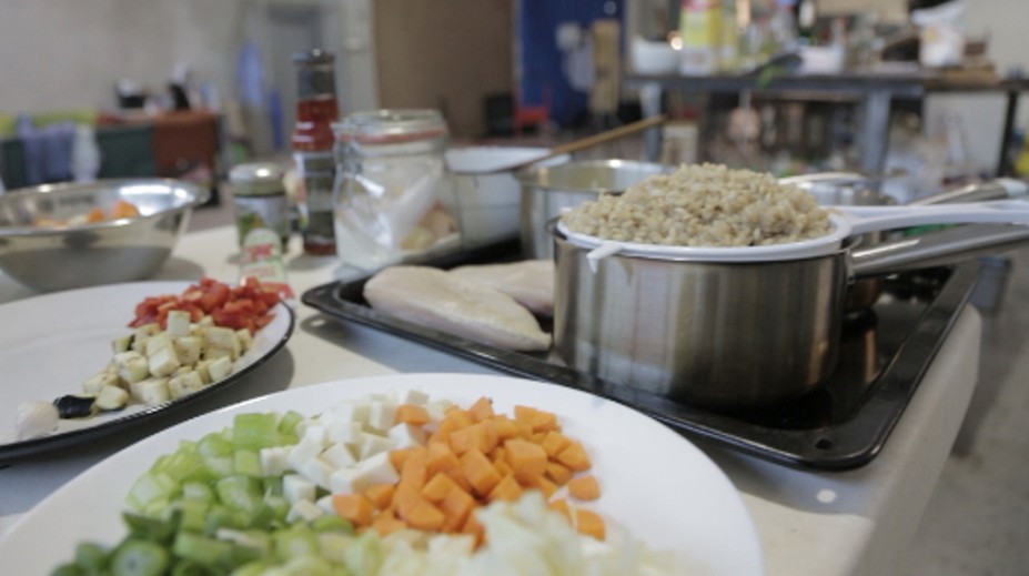 Kuchári sa spájajú v boji proti plytvaniu potravín. Odrazí sa to v jedálnych lístkoch?