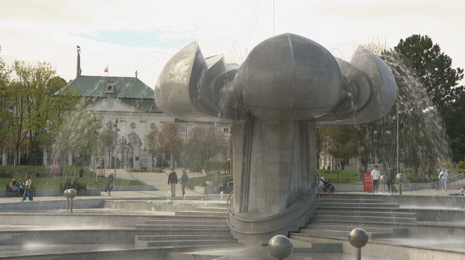 Sezóna teplých dní sa blíži. Svedčí o tom aj postupné spúšťanie fontán