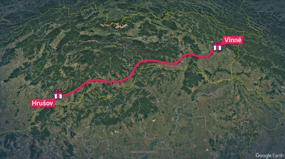 Posolstvo lásky a spolupatričnosti: Autobus dobrej vôle z Hrušova obdarúva deti a seniorov