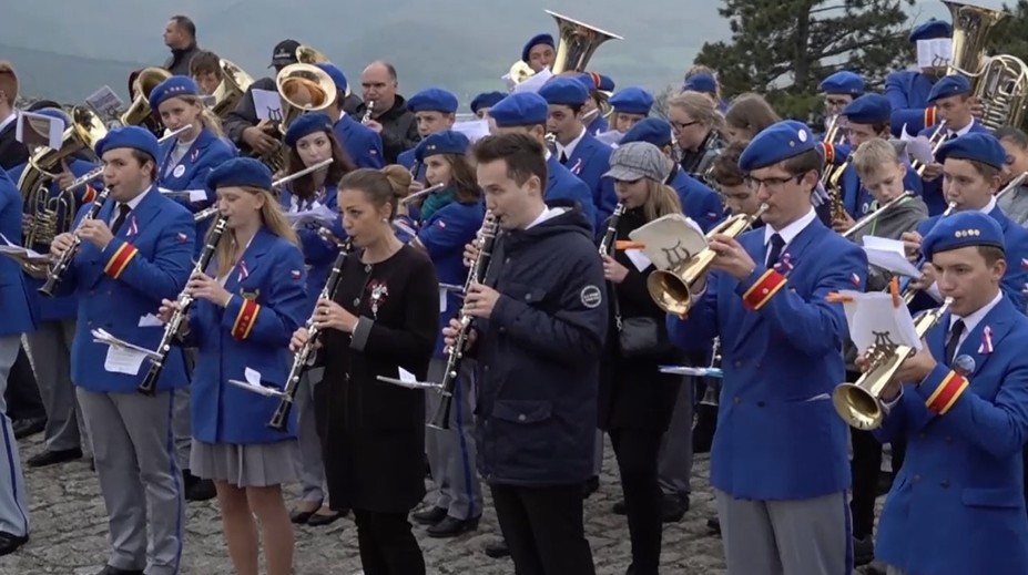 Vznik Československa si na Bradle pripomenuli aj mladšie ročníky