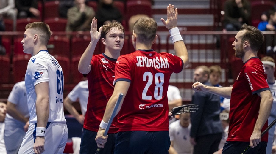 Federálne derby skončilo debaklom. Slováci na MS vo florbale do semifinále nepostúpili