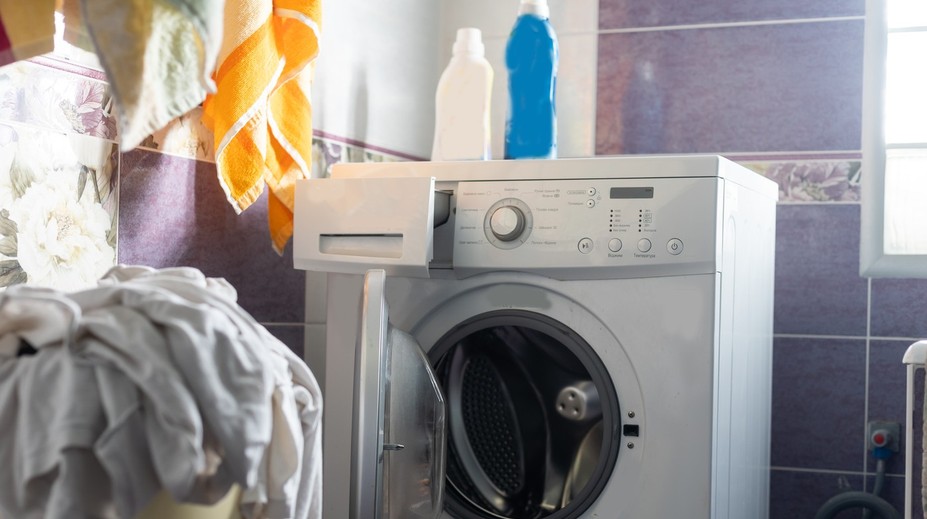 Pokazený televízor alebo práčka. Po novom vám ich musia opraviť aj po záruke