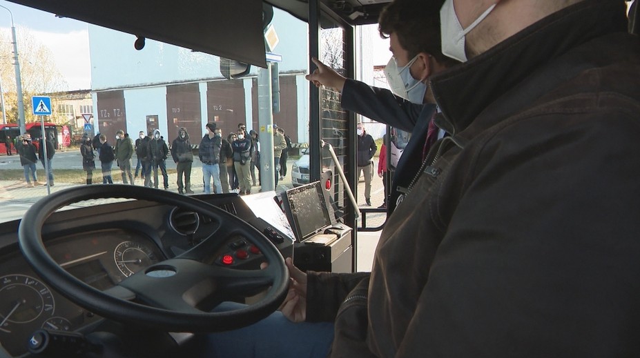 Boj o vodičov: Dopravný podnik Bratislava ponúkol záujemcom skúšobné jazdy