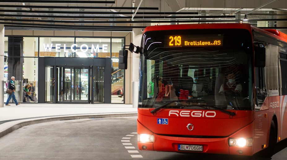 Cestujúcich čakajú komplikácie. Na stanici v Bratislave platia nové pravidlá