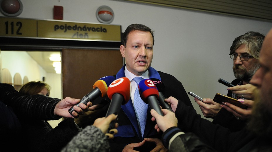 Lipšic má lekársku správu riaditeľa Čistého dňa: S touto diagnózou nemôže viesť centrum