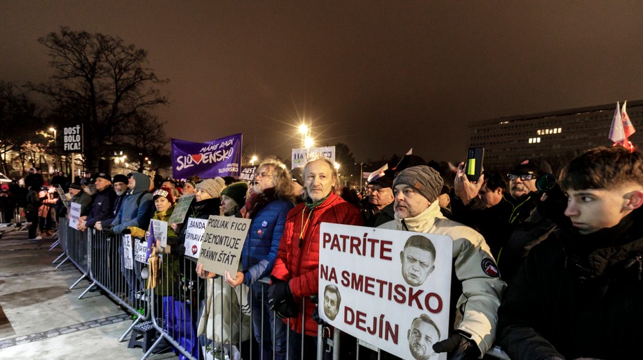 Opozičné protesty po celom Slovensku: Kritizujú zmeny v Trestnom zákone